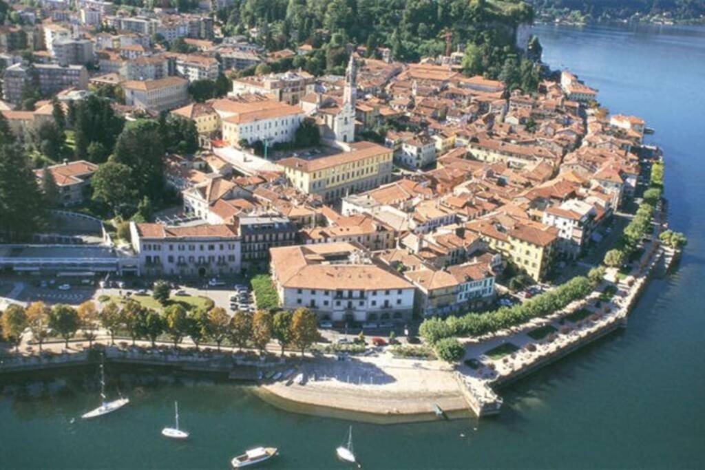 Kibilu - My Lake Arona - Vicinanze Stazione E Lago Maggiore Eksteriør billede